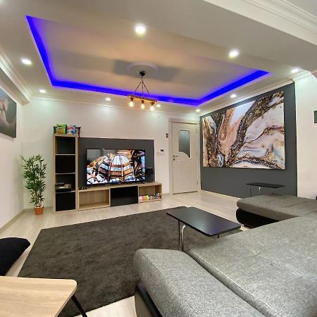 Cozy Big Sisli Apartment , Ac, Modern &For Family,Friendly In Center Istanbul Exterior photo